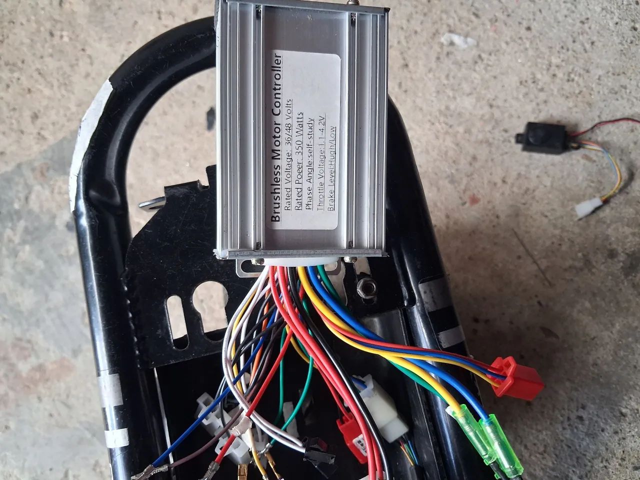 Trabalho com Manutenção moto eletrica - Foto 5