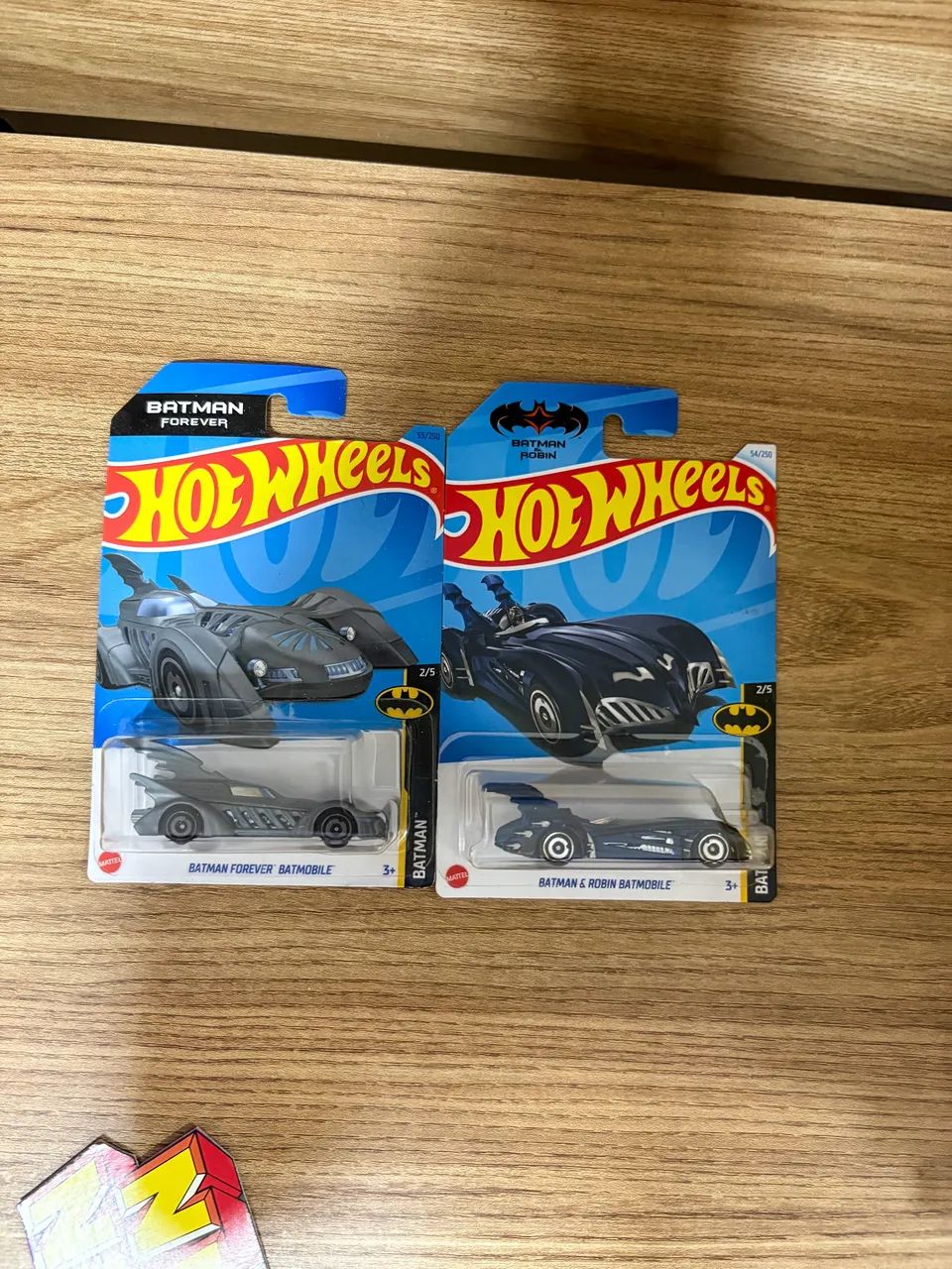 Hotwheels Batman 95 e 97 DC 