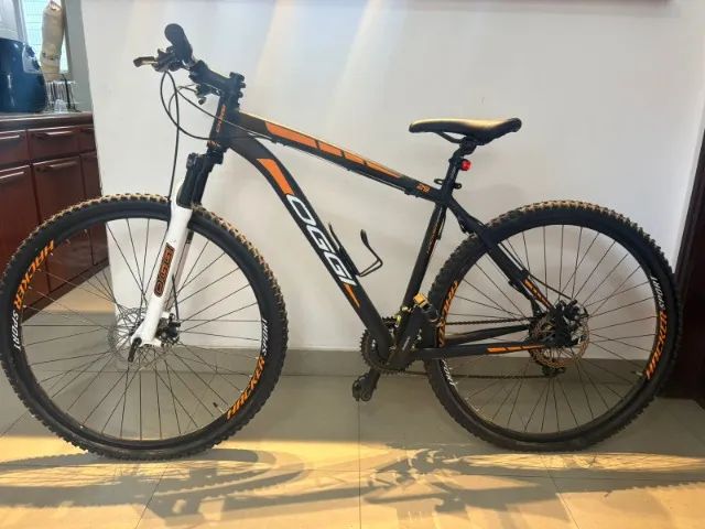 Oggi Hacker Sport - Aro 29 - Shimano