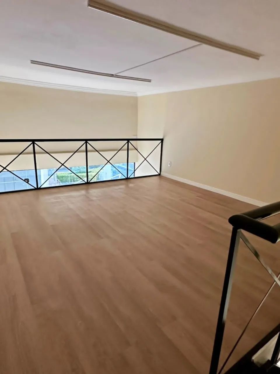 Sala Comercial 37m² c/ Mezanino no Centro Comercial Le Bon Marche  - Foto 4