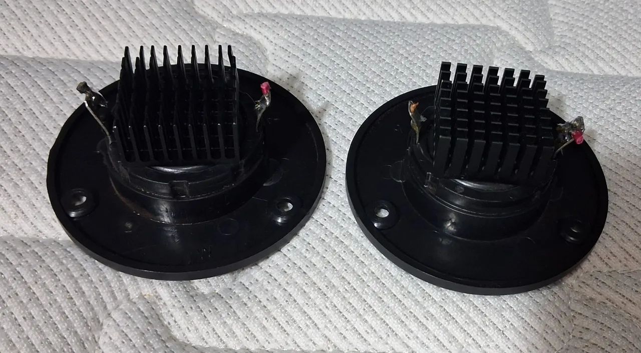 Tweeter Domo de Seda Neodímio 50W - Par - Foto 3