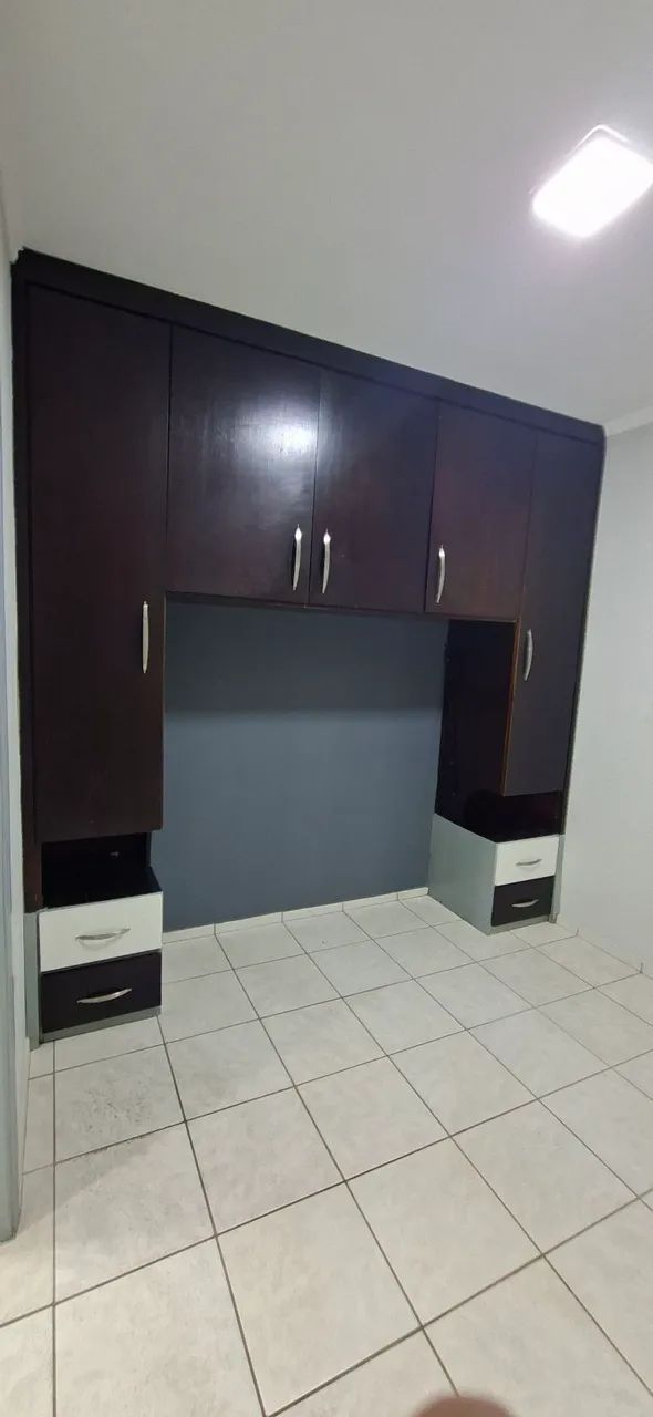 Guarda roupa de madeira  - Foto 4