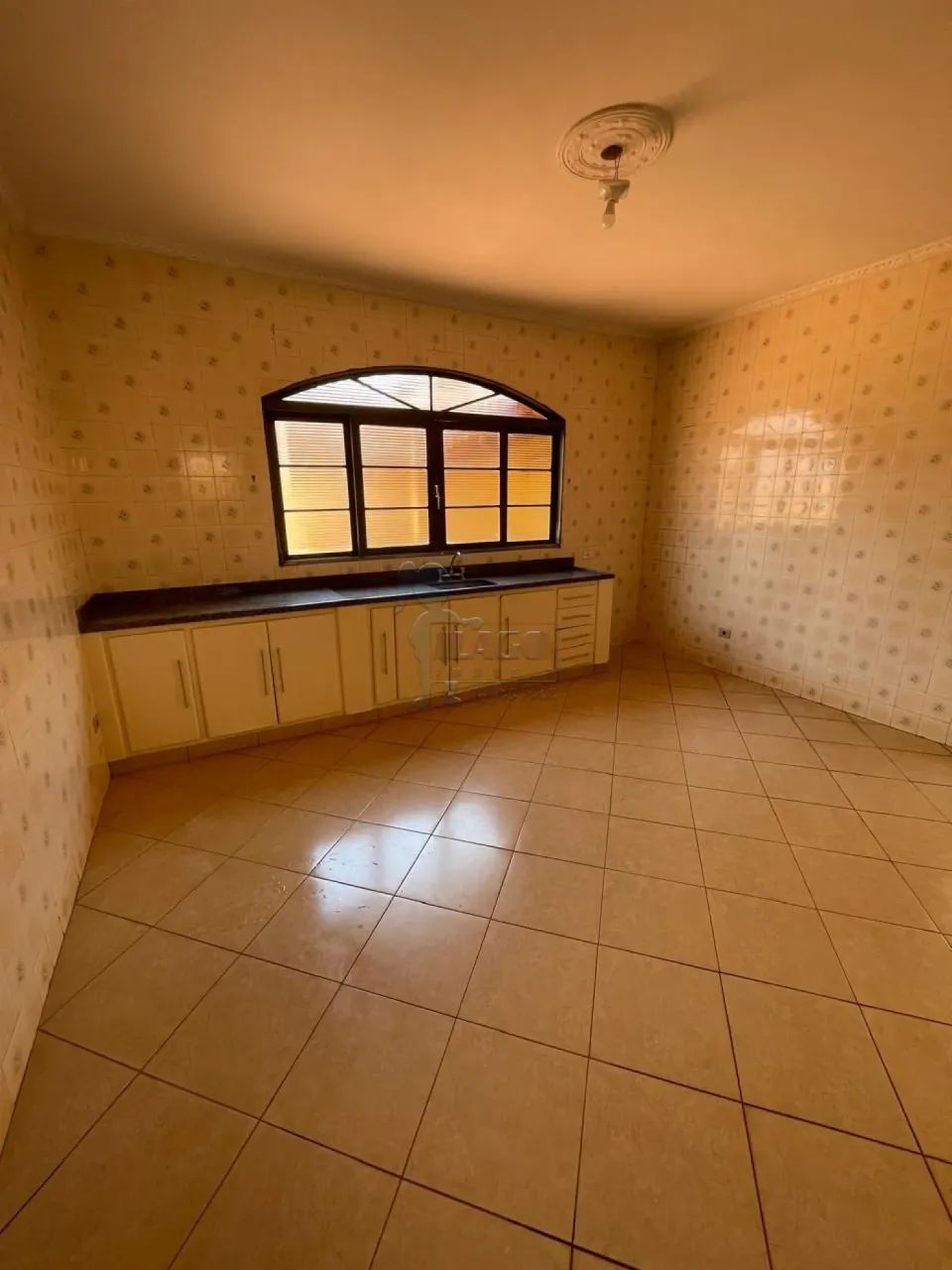 Casa térrea de 133m² com 03 quartos para venda - Centro - Foto 2