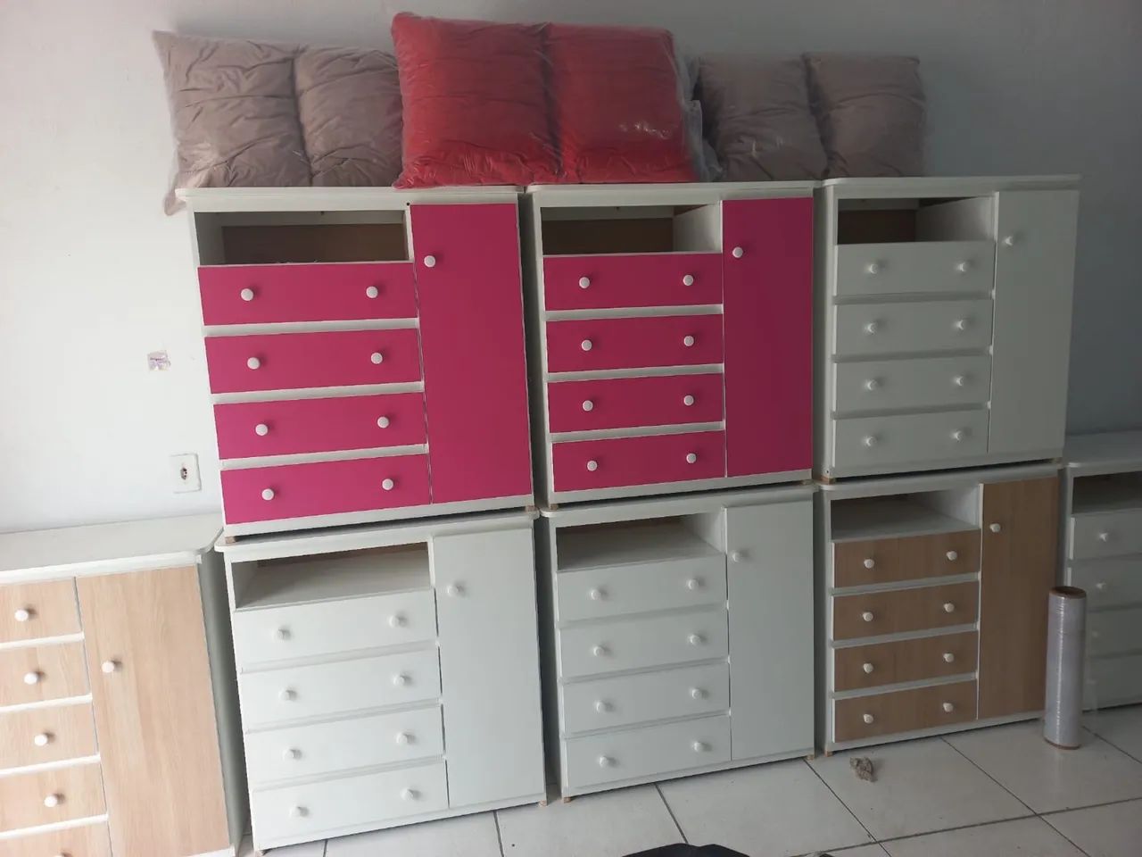 Cômoda Sapateira 4/5 Gavetas MDF  - Foto 4