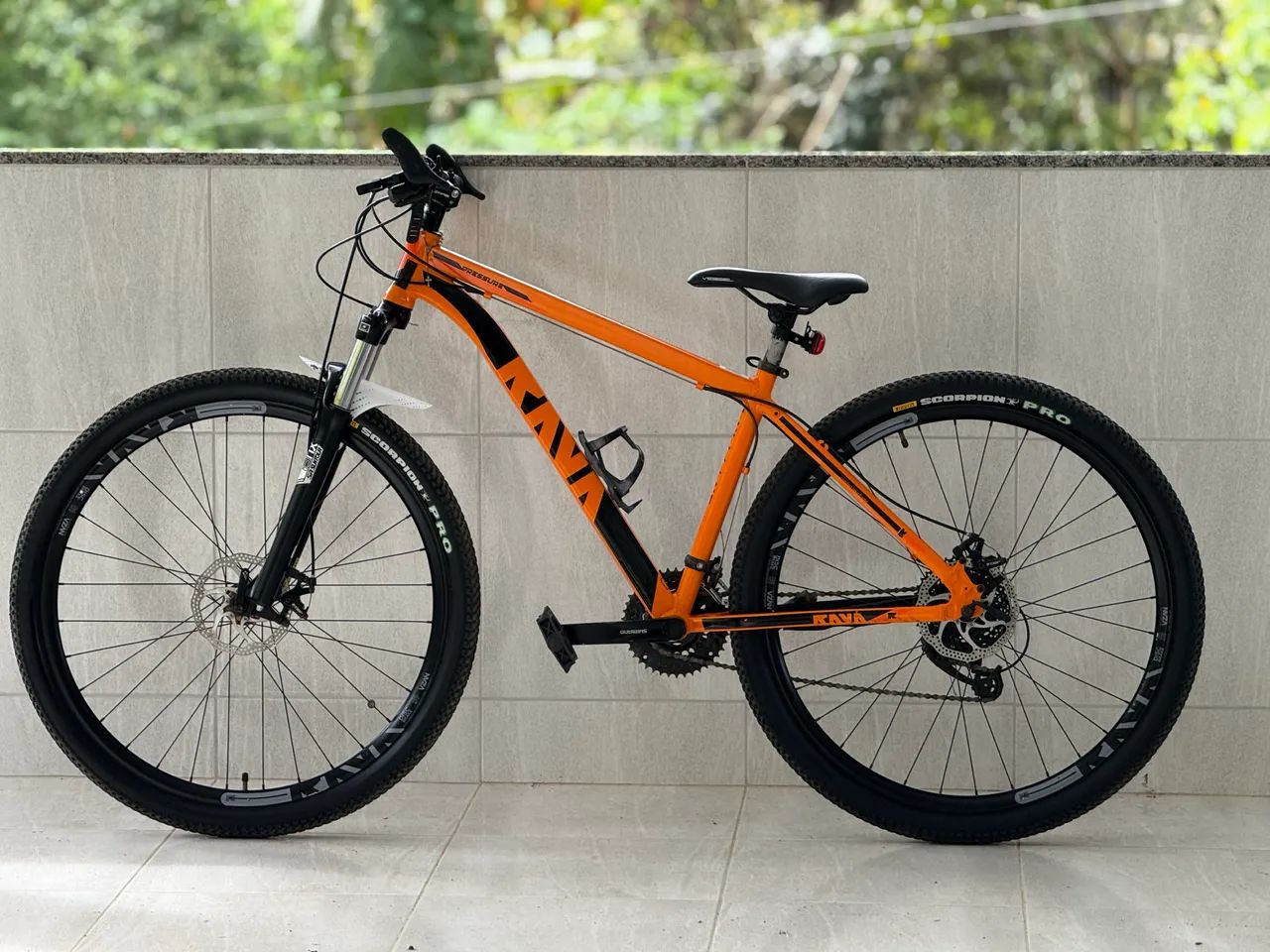 Bicicleta Rava 27v,cheia de acessórios  - Foto 3