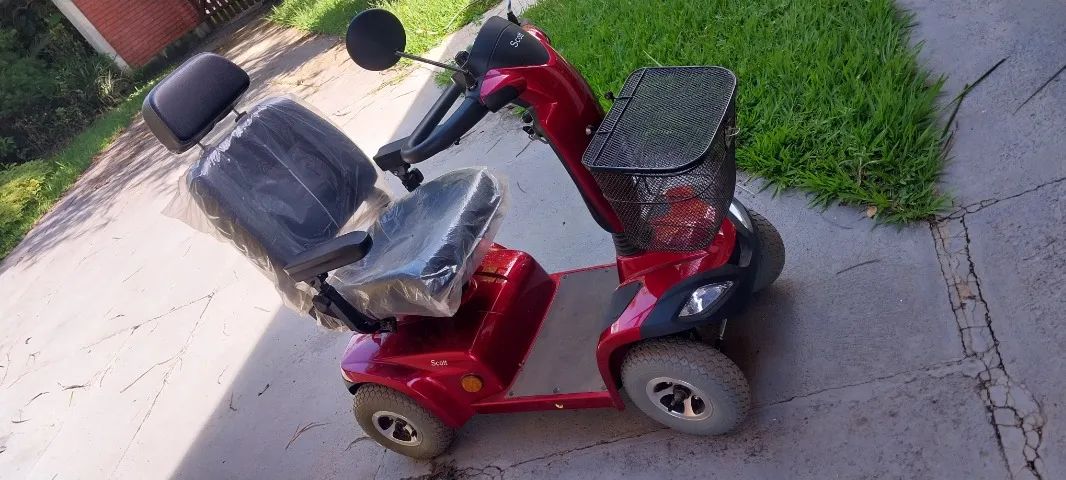 Quadriciclo para mobilidade reduzida