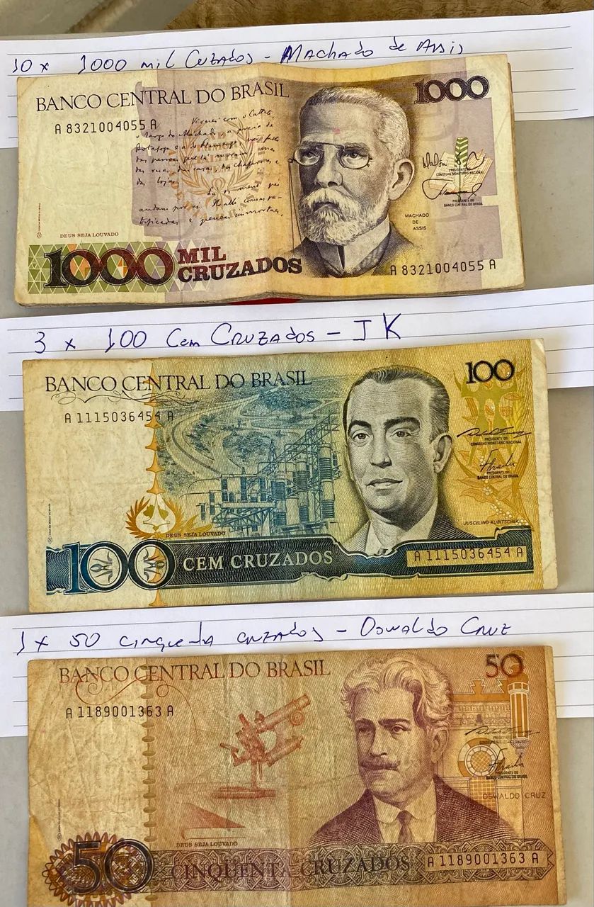 Cédulas e moedas antigas 