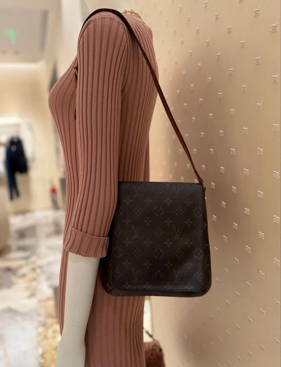 Bolsa Louis Vuitton - Foto 2