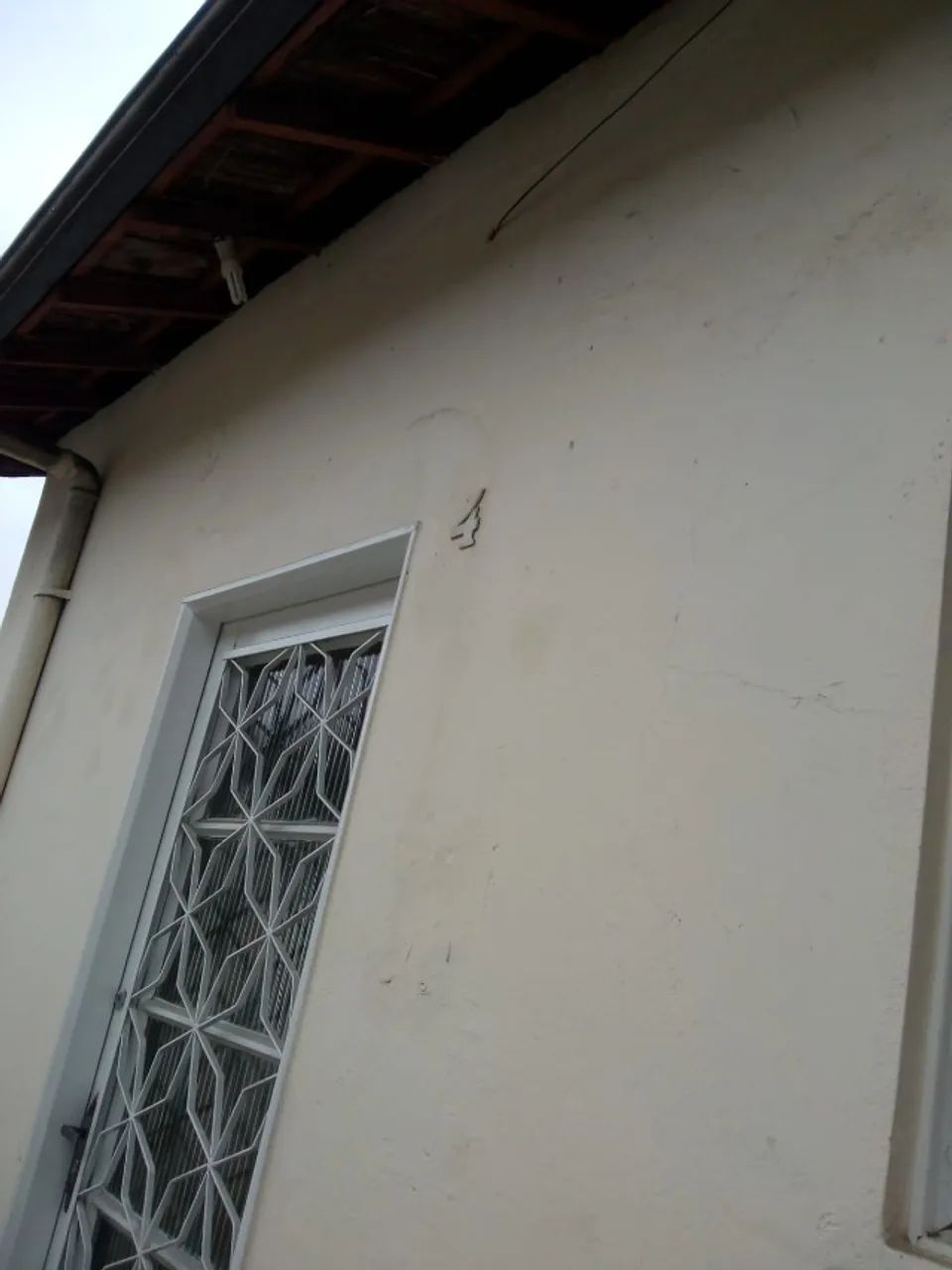 Casa com 2 quartos e quintal para alugar