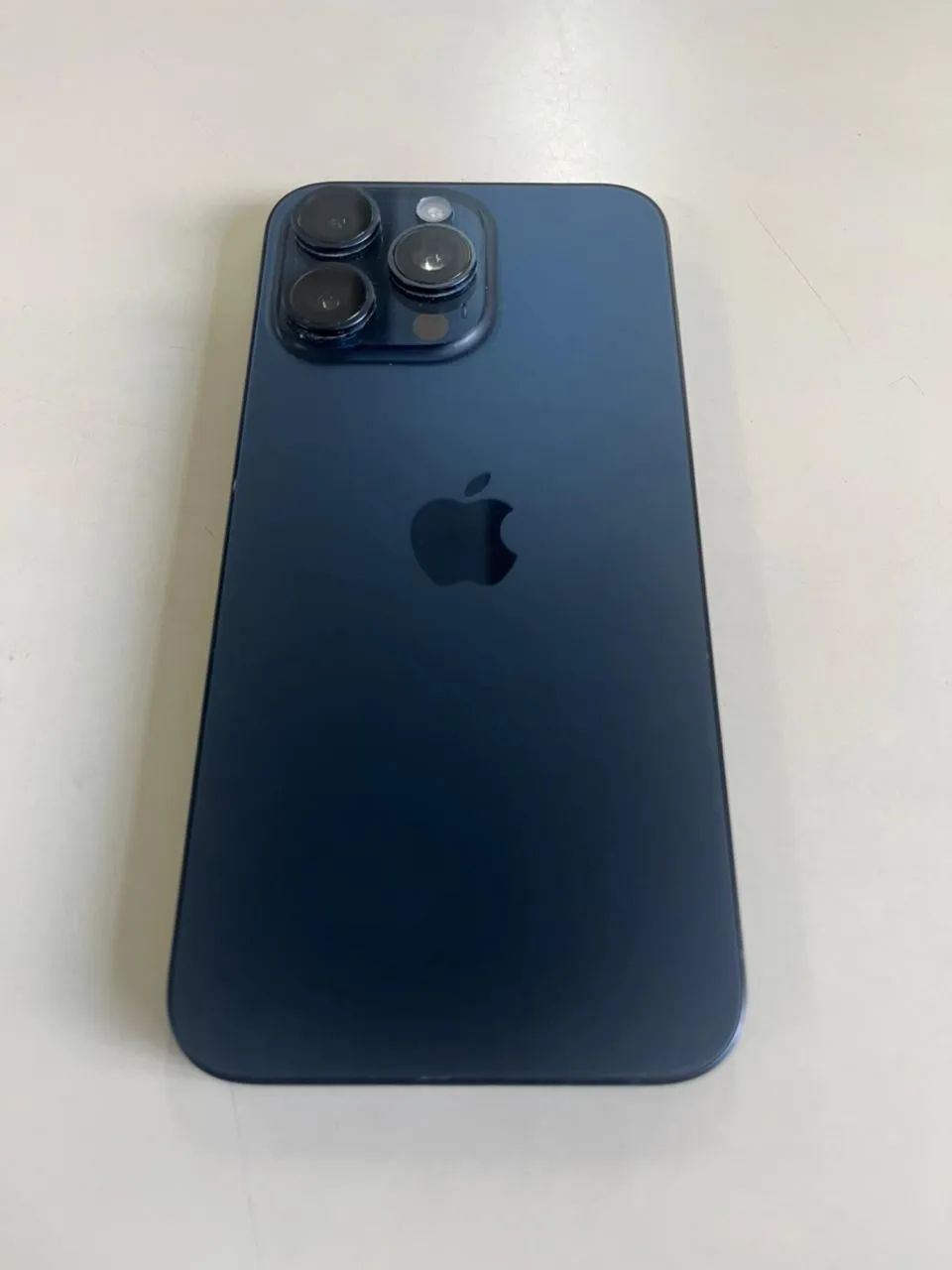iPhone 15 pro max azul titânio  - Foto 2