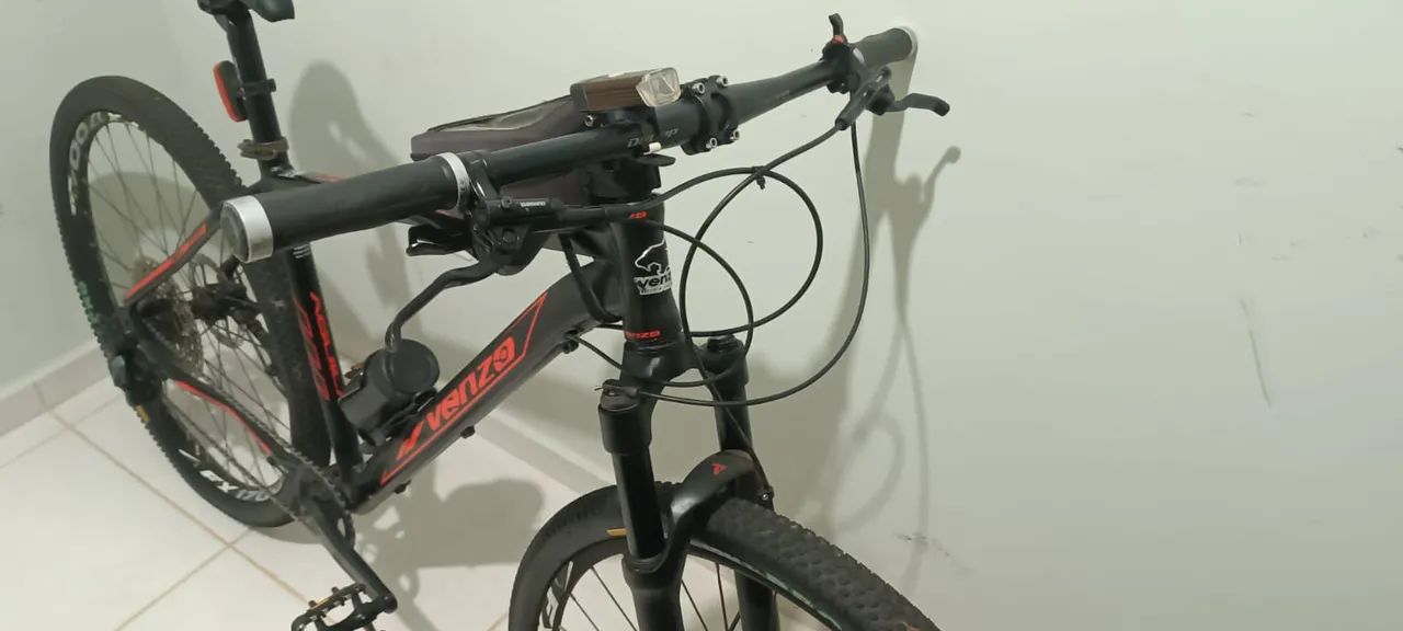 Bicicleta Aro 29 - 12v Deore  - Foto 4