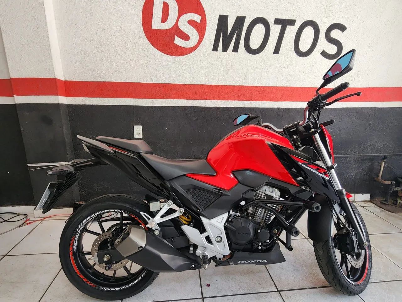 CB 300F 2024 ABS - Foto 2