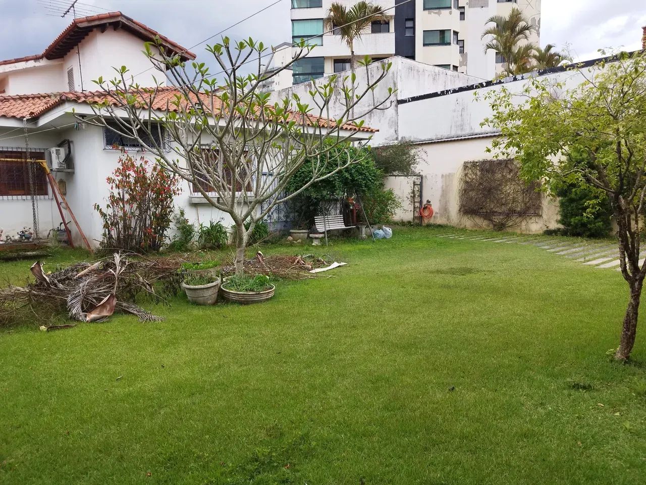 Ótima casa em corredor comercial na Vila Oliveira - Foto 4