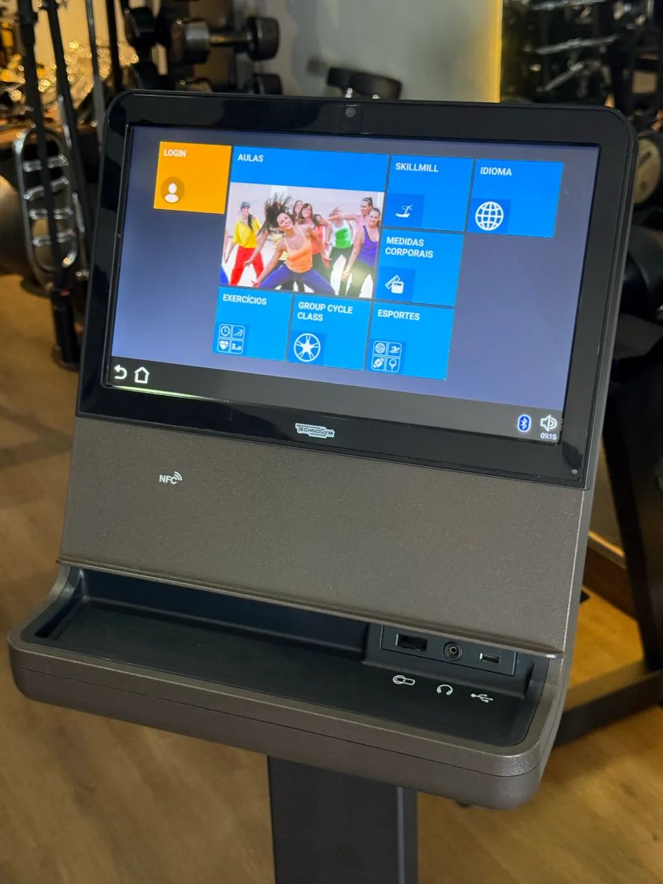 Totem Interativo Technogym UNITY SELF - Mywellness Cloud | Seminovo - Foto 4