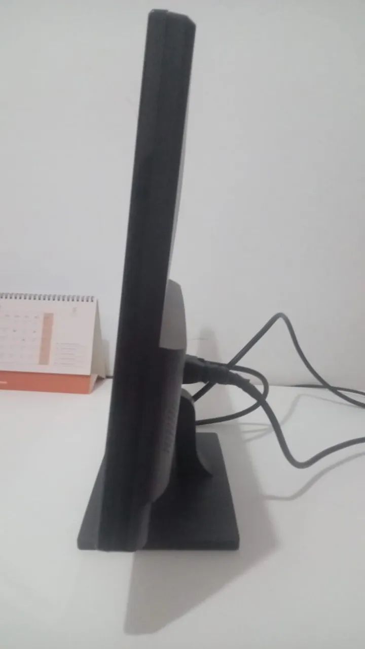 Monitor HQ Screen modelo: 19.5HQ-LED - Foto 2