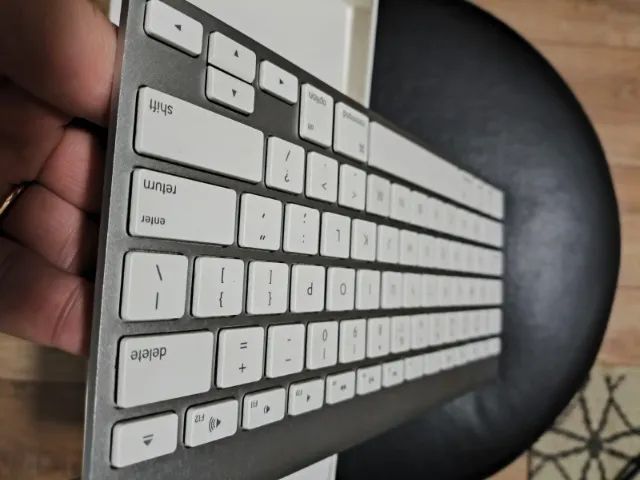 Teclado e mouse apple sem fio - ACEITO OFERTA - Foto 2