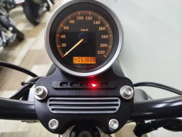 HARLEY DAVIDSON XL 883R - Foto 3