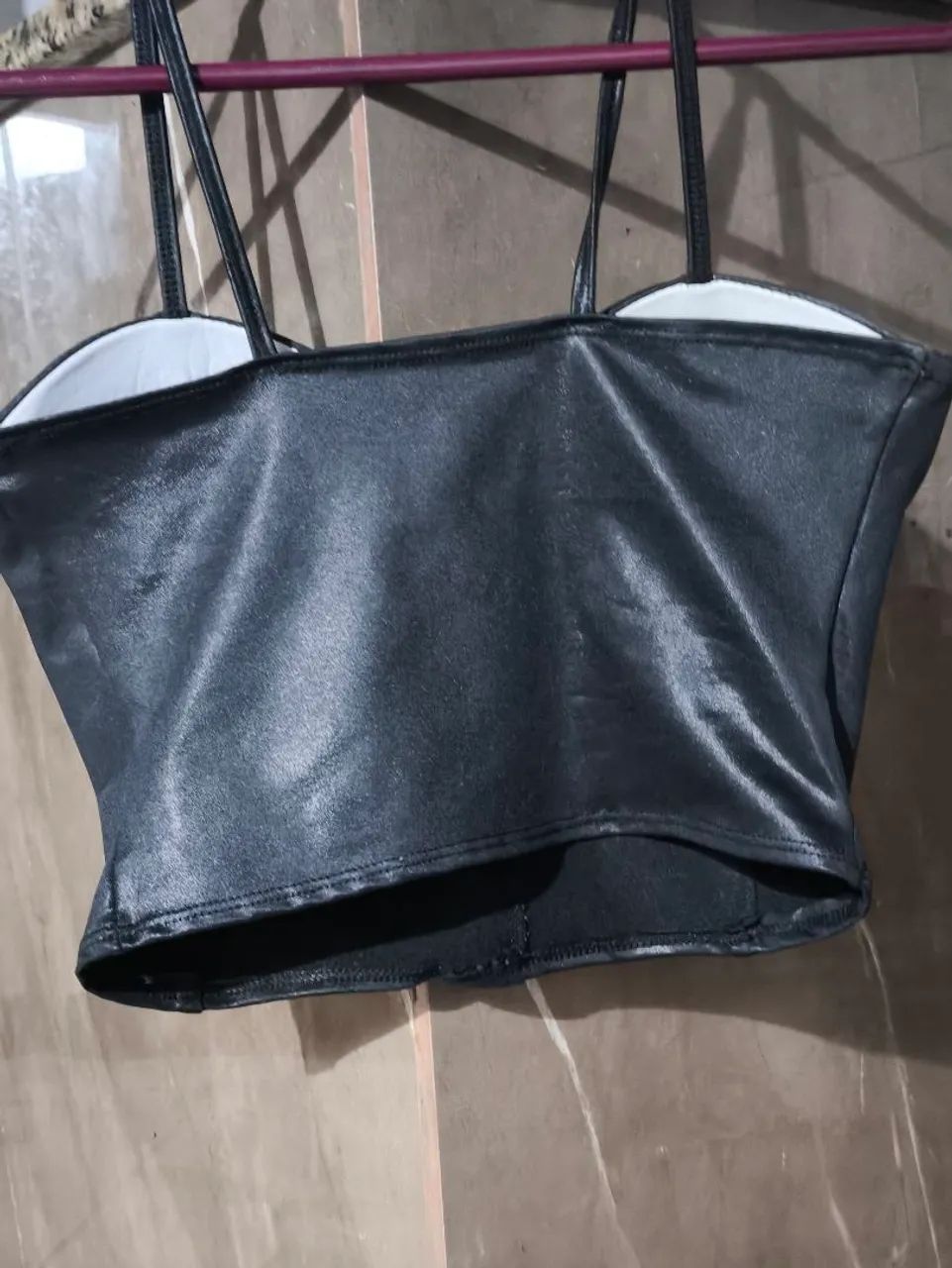 Cropped preto estilo corset/bustier - Foto 2