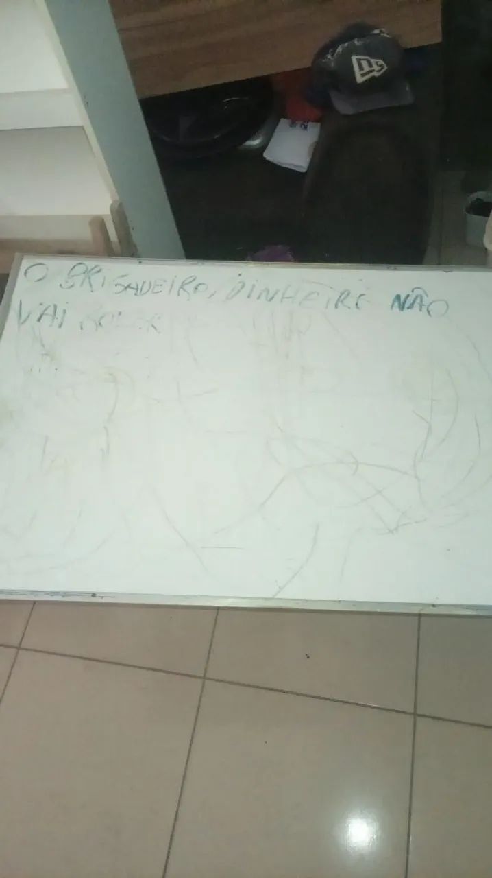 Vendo uma lozinha  - Foto 2