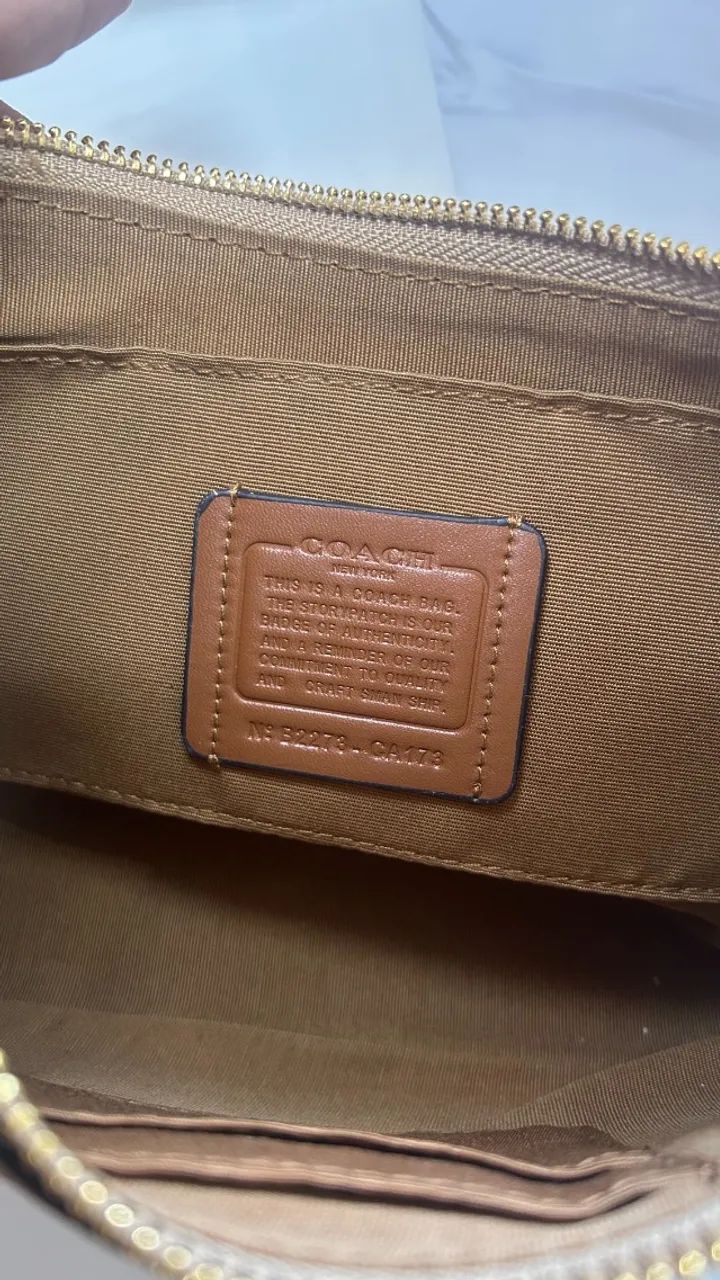 BOLSA COACH DUAL COLOR MARROM TERI - Foto 5