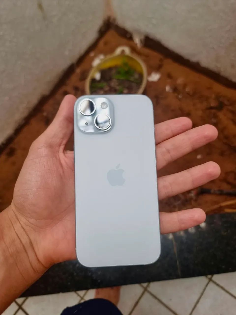 Iphone 15 256GB ZERADO + 5 Capinhas