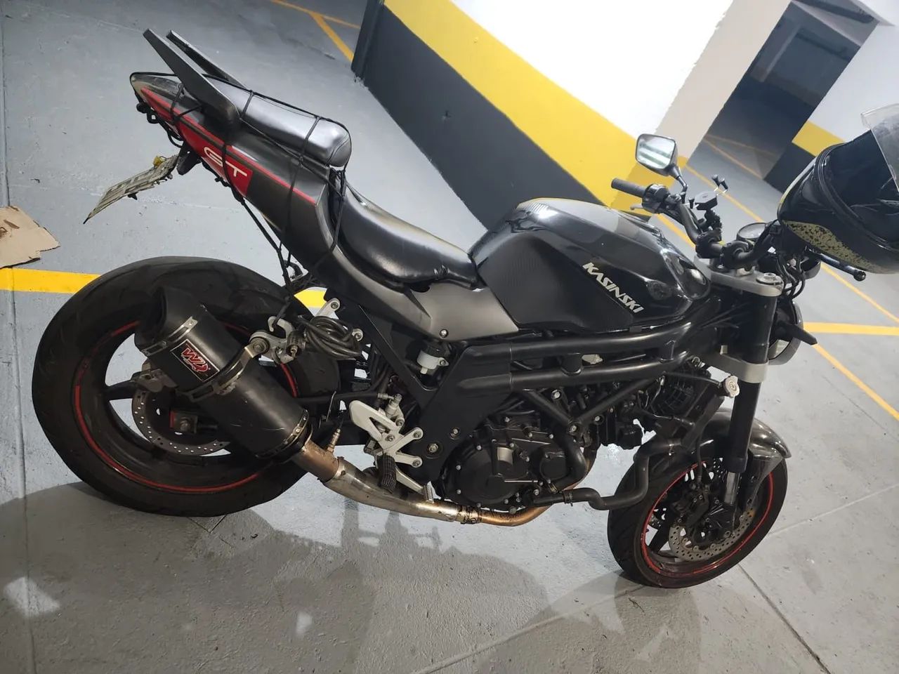 Kasinski comet GT 650 Naked