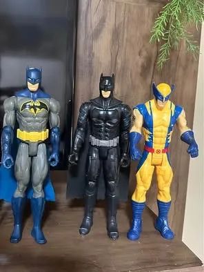 Bonecos originais marvel, dc?
