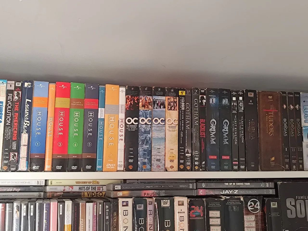Vendo minha coleção de séries  - Foto 2