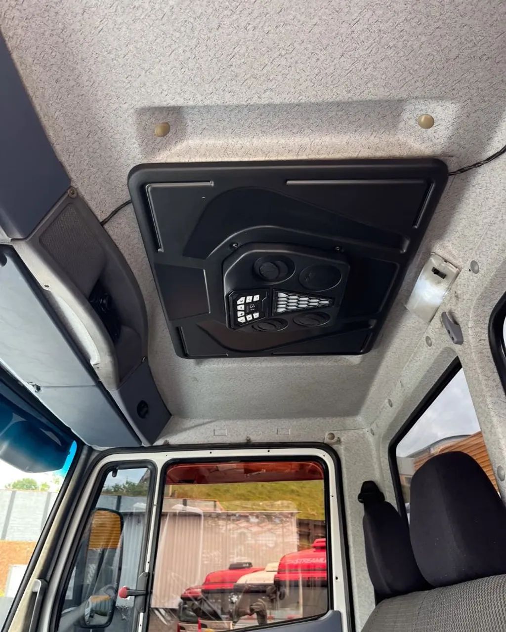 MB1620 Truck 6x2 - Foto 5