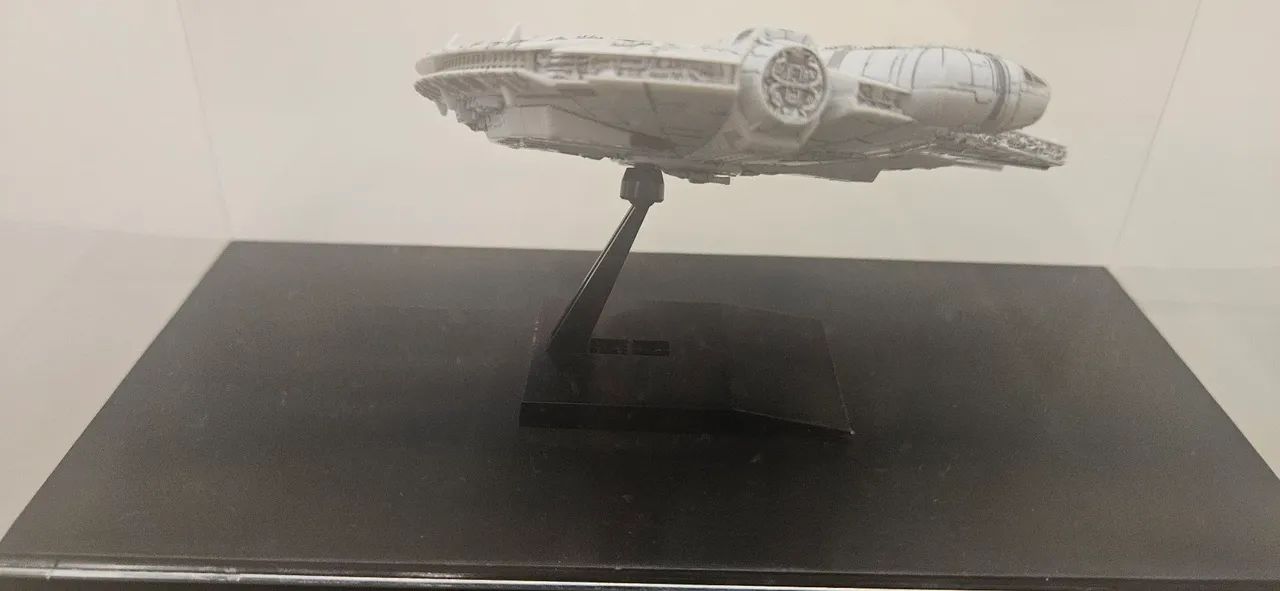 Millennium Falcon Bandai. Montado e pintando  - Foto 3