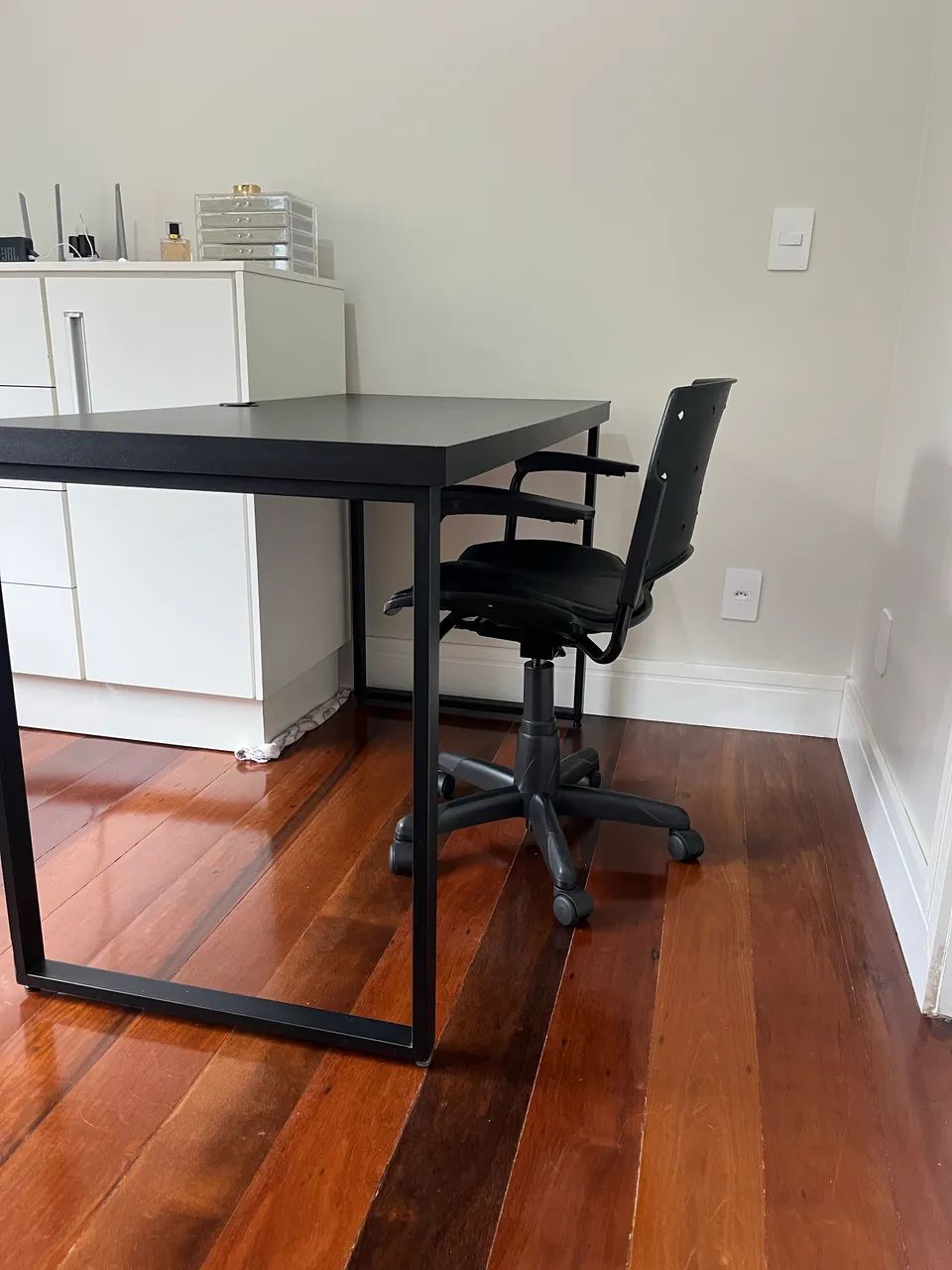 Escrivaninha com cadeira executiva escritório - Foto 5