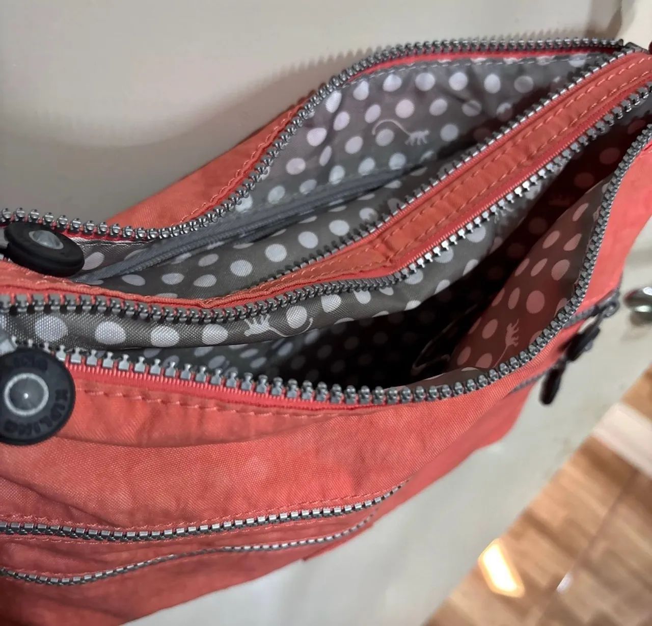 Bolsa Kipling Coral  - Foto 3