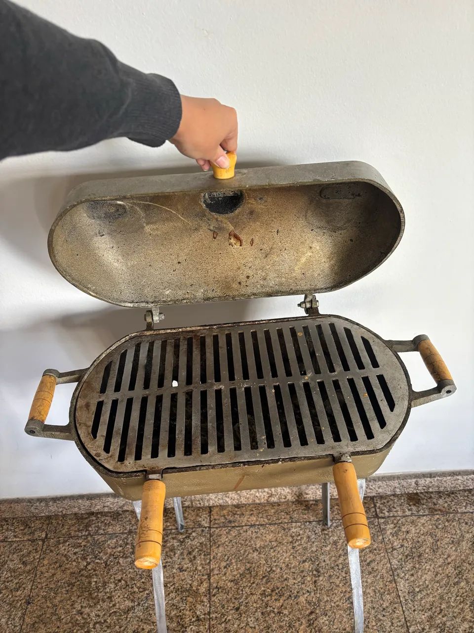 Churrasqueira de Alumínio - Foto 2