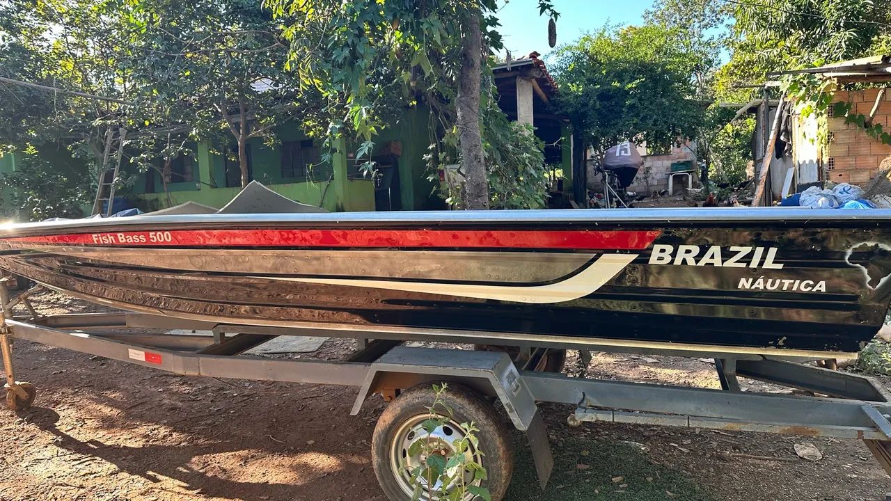Vendo barco praticamente novo