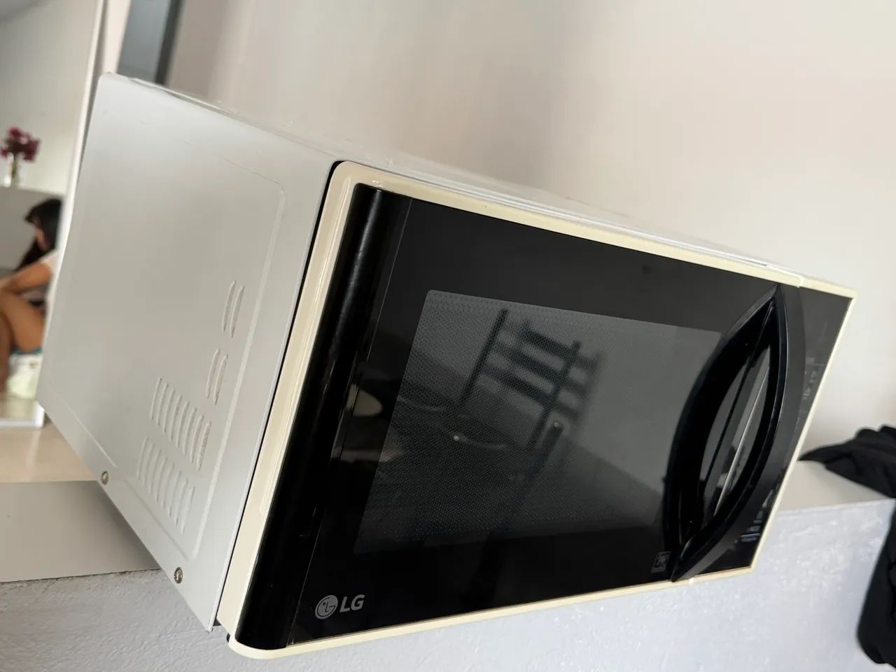 Microondas LG em ferreiro estado  - Foto 2