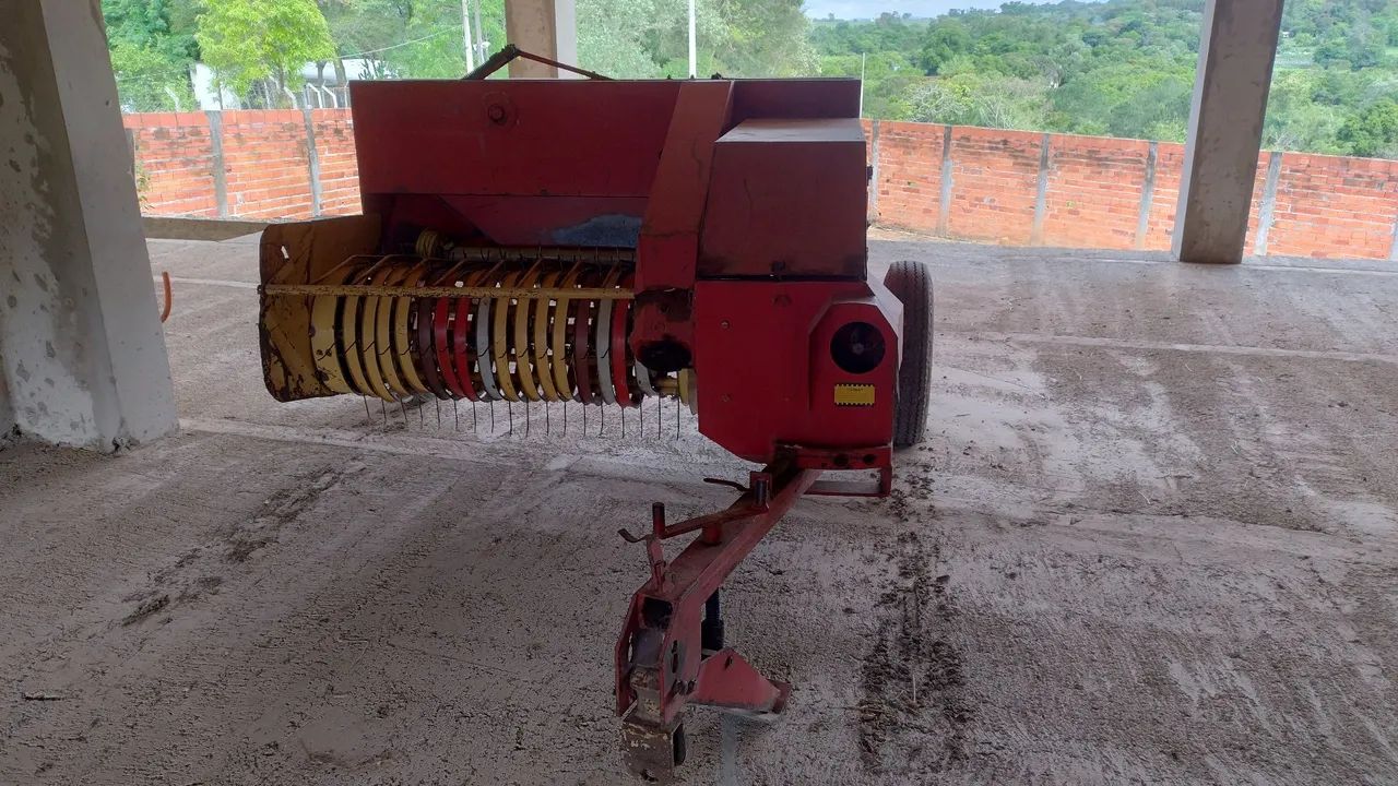 Enfardadeira menegaz e ceifador  - Foto 2