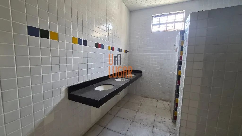 UM LUGAR IMÓVEIS VENDE GRANDE COMPLEXO COMERCIAL COM 1.600m² CONSTRUÍDOS BELÉM-PA - Foto 4