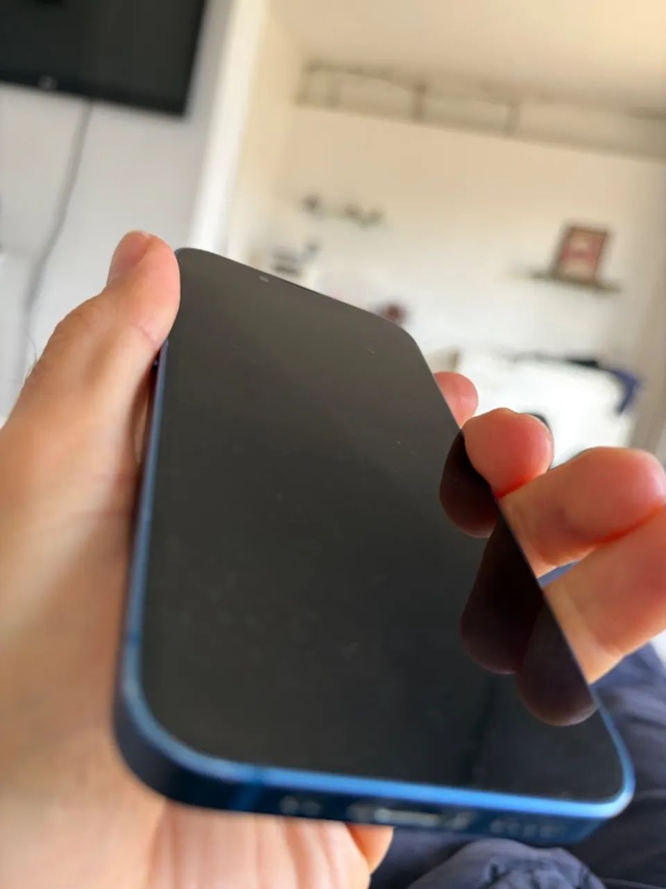 iphone 13 mini 128gb azul com detalhes - Foto 4