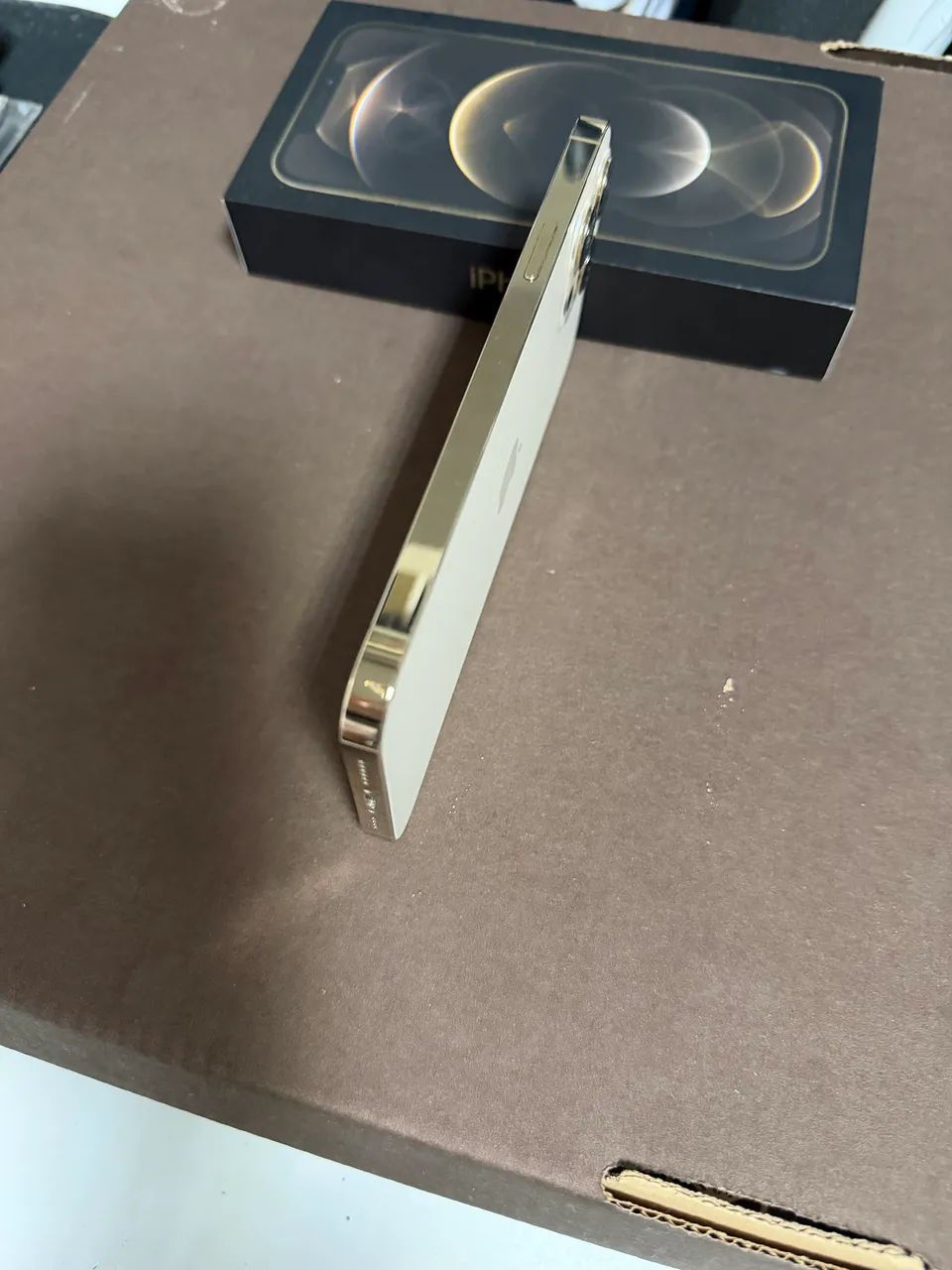 iPhone 12 Pro Max Gold - Foto 4