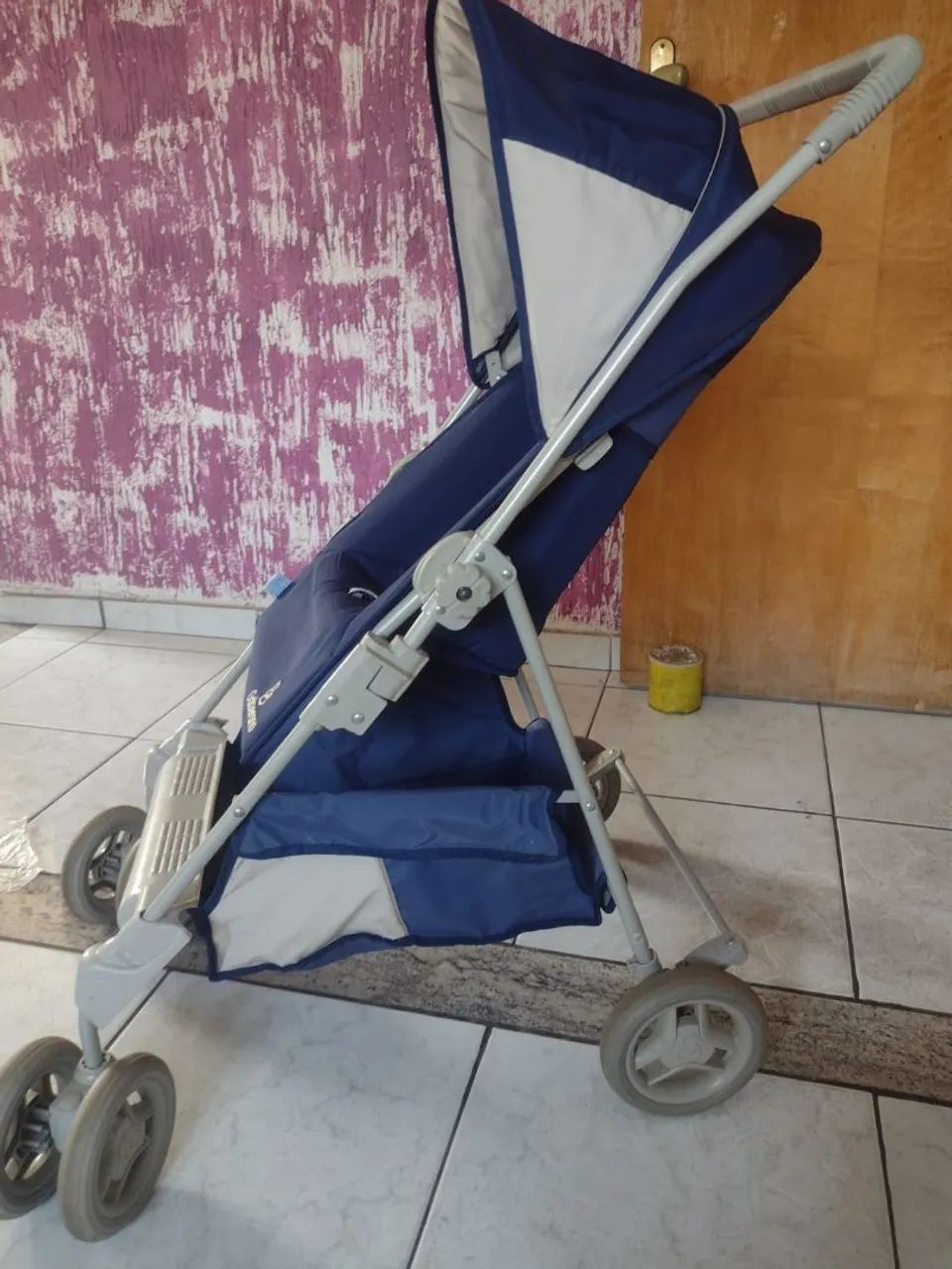 Carrinho de bebê e bebê conforto  - Foto 3