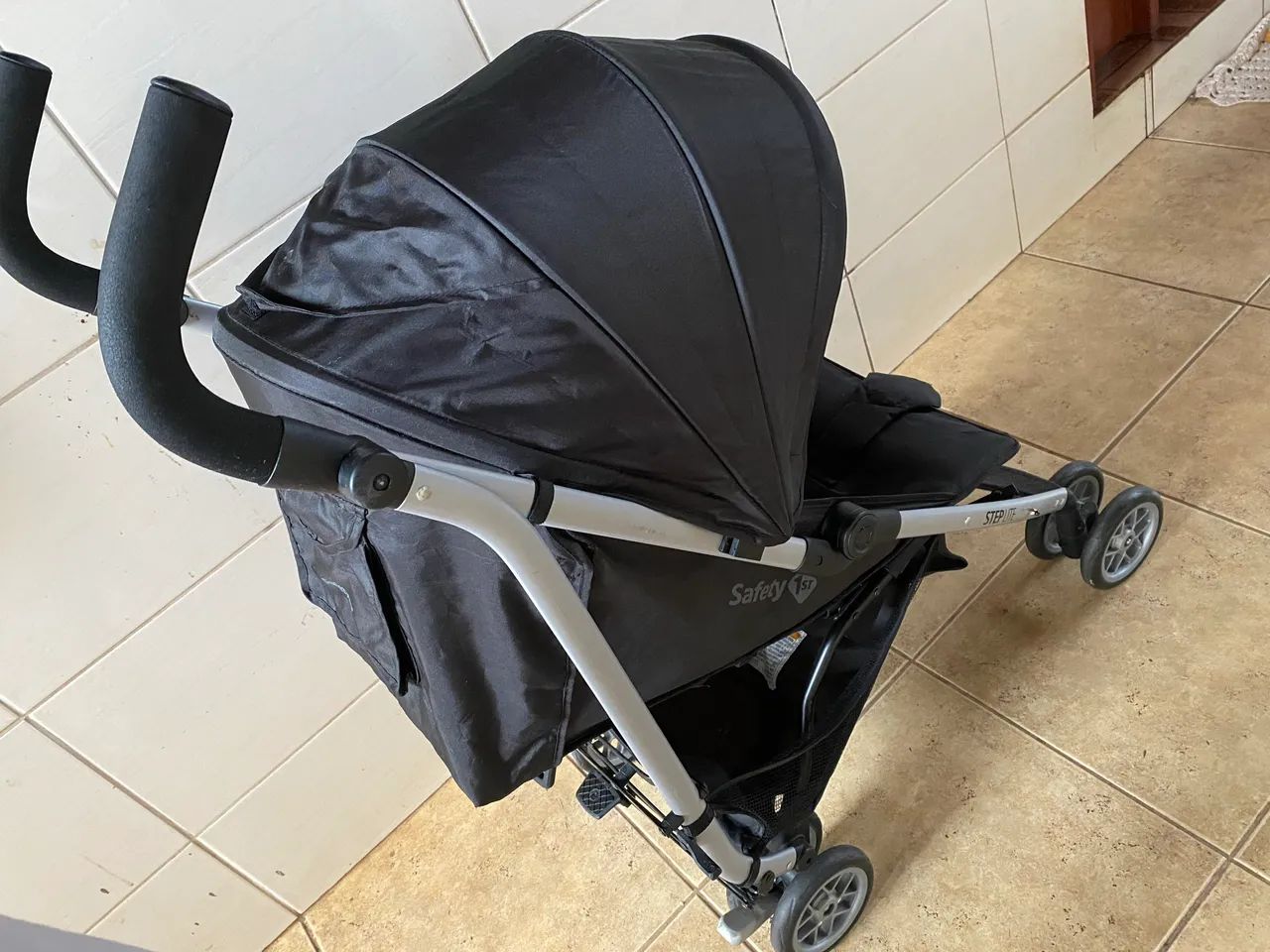 Carrinho de Bebê Safety 1st StepLite
