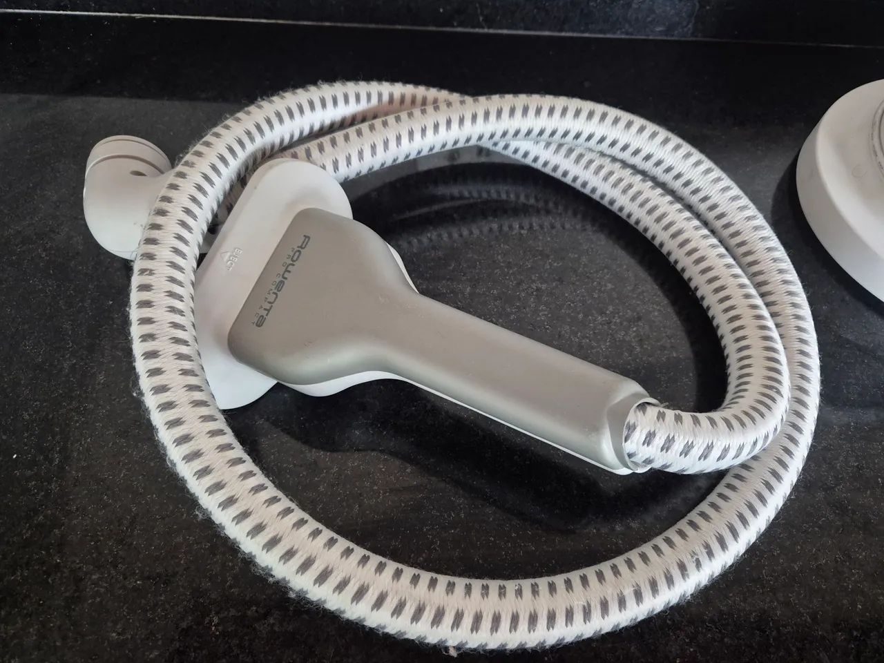 Passadeira a Vapor Rowenta Pro Compact 1400W - Vaporizador 110v - Foto 4