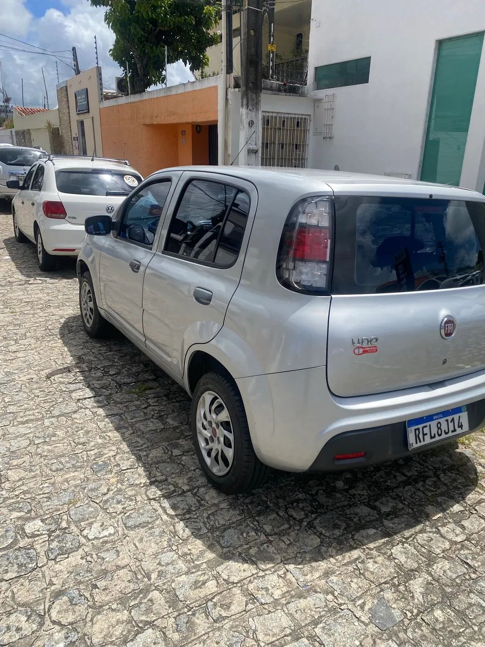 Fiat Uno Attractive 1.0 EVO Fire Flex 8V 5P 2021 - Foto 5