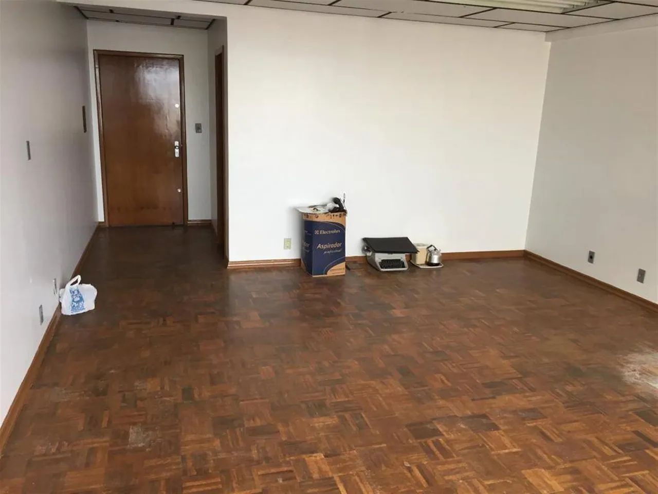 SALA COMERCIAL PARA VENDA E LOCAÇÃO NO BAIRRO CENTRO - Foto 3