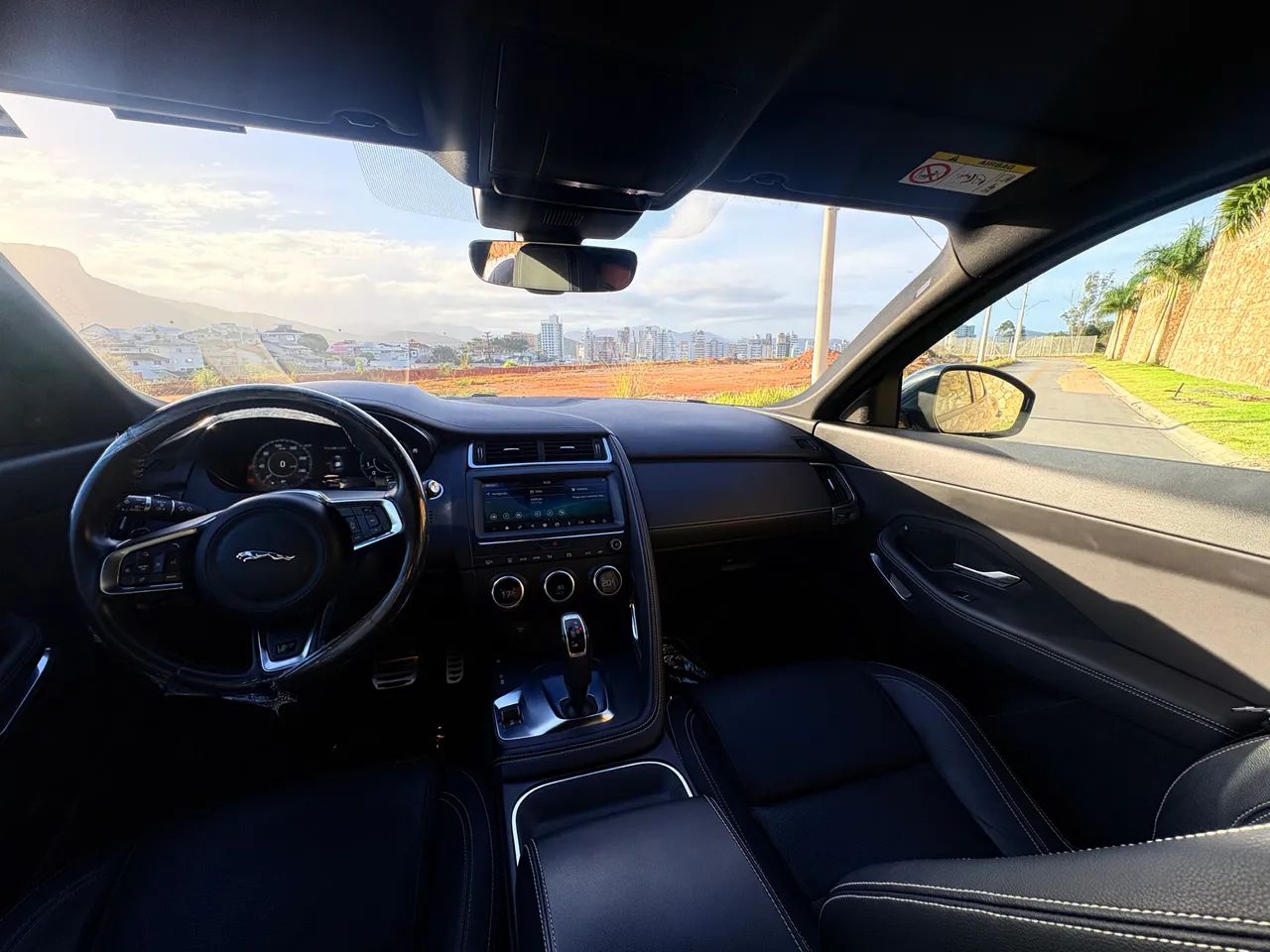 Jaguar E-Pace R-dynamic S 2.0 AWD 249cv Aut. 2019 - Foto 5