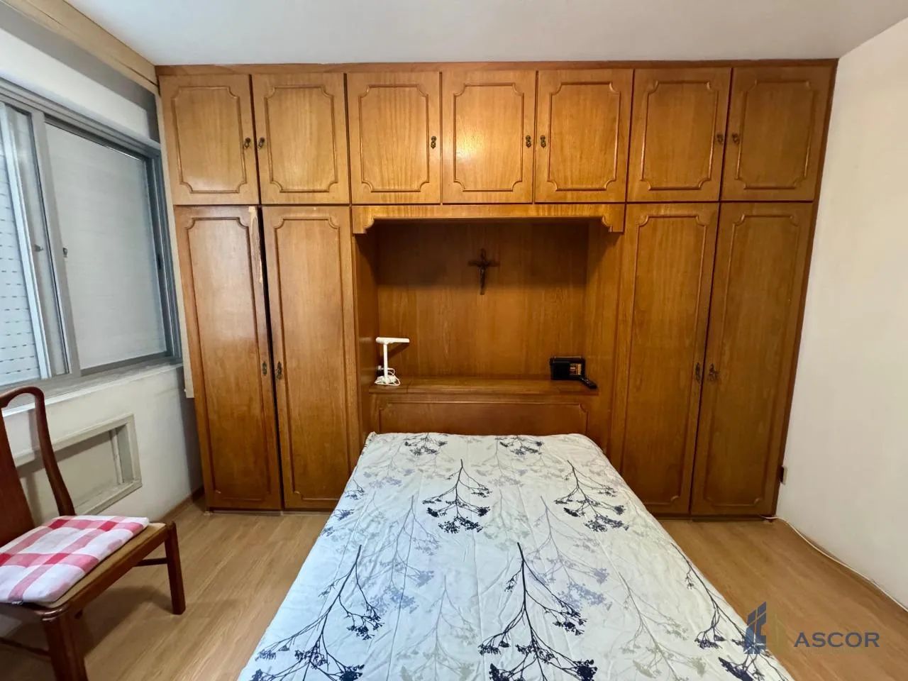 Apartamento 3 Quartos com Suíte no Centro de Florianópolis 96m² Semi Mobiliado Hobby Box Ó