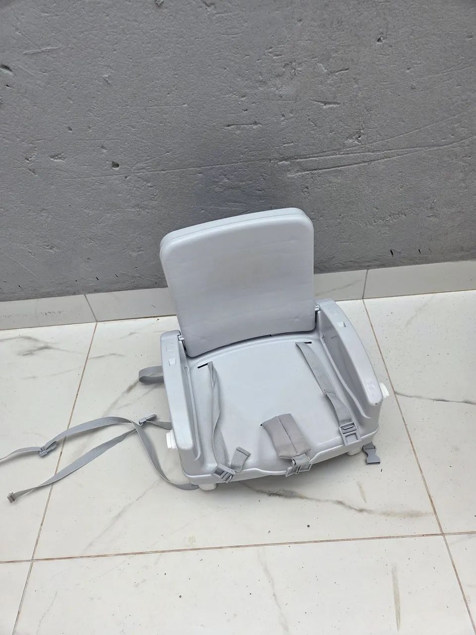 Cadeira de refeição infantil