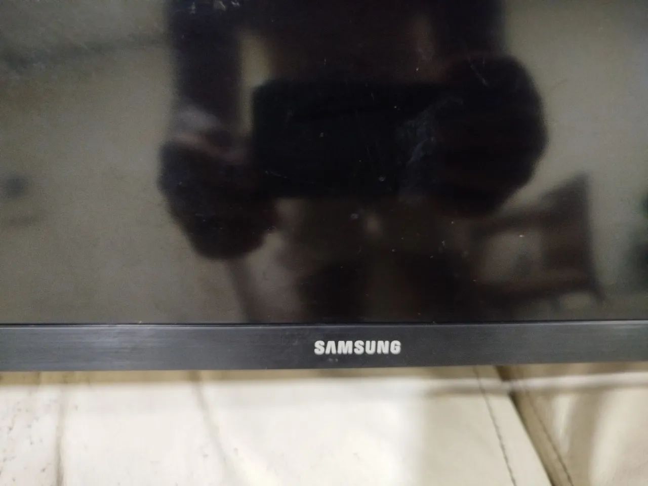 TV Samsung 43" LED (Modelo UN43J5290AGXZD) - Para retirada de peças, tela queimada - Foto 2