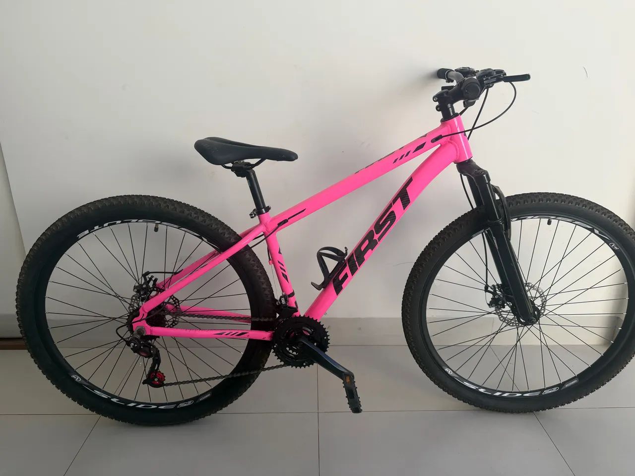 Bicileta First Feminina