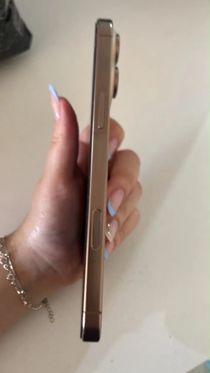 Vendo iPhone 16 pro max 256gb - Foto 3